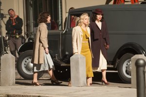 Blanca Suárez y Maggie Civantos vuelven al rodaje de las 'Chicas del cable'- Europa Press- JOSÉ RAMÓN HERNANDO- ÁNGEL DÍAZ