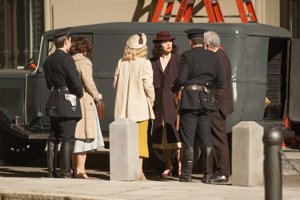 Blanca Suárez y Maggie Civantos vuelven al rodaje de las 'Chicas del cable'- Europa Press- JOSÉ RAMÓN HERNANDO- ÁNGEL DÍAZ