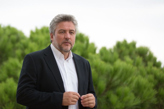 Alex Rovira autor de los libros Amor y Alegría