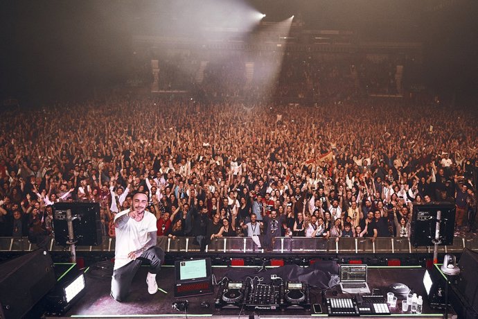 dj nano llena el wizink center con popland