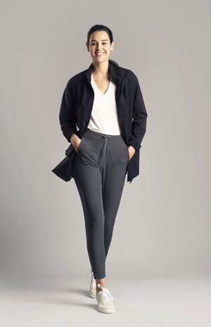 de Habbitus, la primera línea ropa deportiva con la que irás a trabajar o a tomarte algo