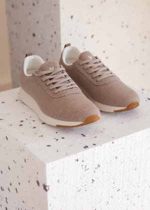 Yuccs, las revolucionarias zapatillas 'Made in Spain' que te harán pisar fuerte