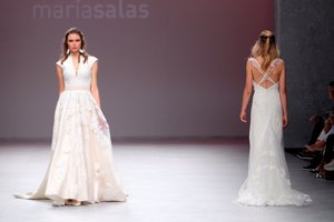 María Salas arrasa en la Valmont Barcelona Bridal Fashion Week