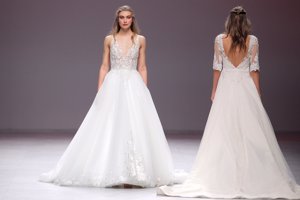 María Salas arrasa en la Valmont Barcelona Bridal Fashion Week