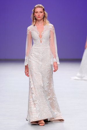 María Salas arrasa en la Valmont Barcelona Bridal Fashion Week