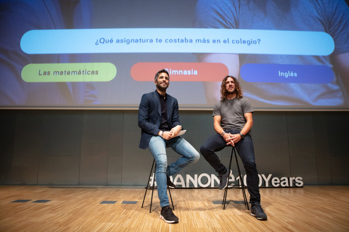 Carles Puyol trata las claves de la nutrición con motivo del 100 aniversario de Danone