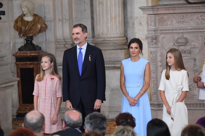 La Familia Real en el acto de conmemoración