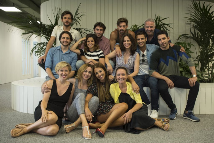 Elenco de 'velvet'