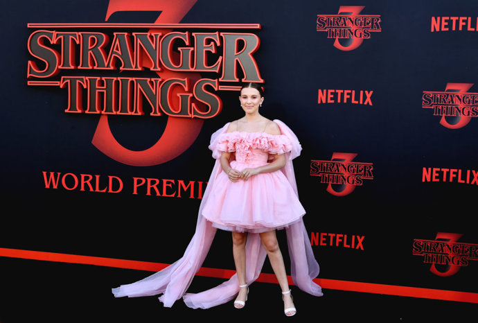 Millie Bobby Brown en la premiere de 'Stranger Things'