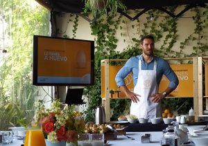 Saúl Craviotto nos enseña como realizar un buen desayuno con el huevo como ingrediente principal