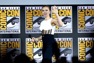 Scarlett Johansson en la Comic Con