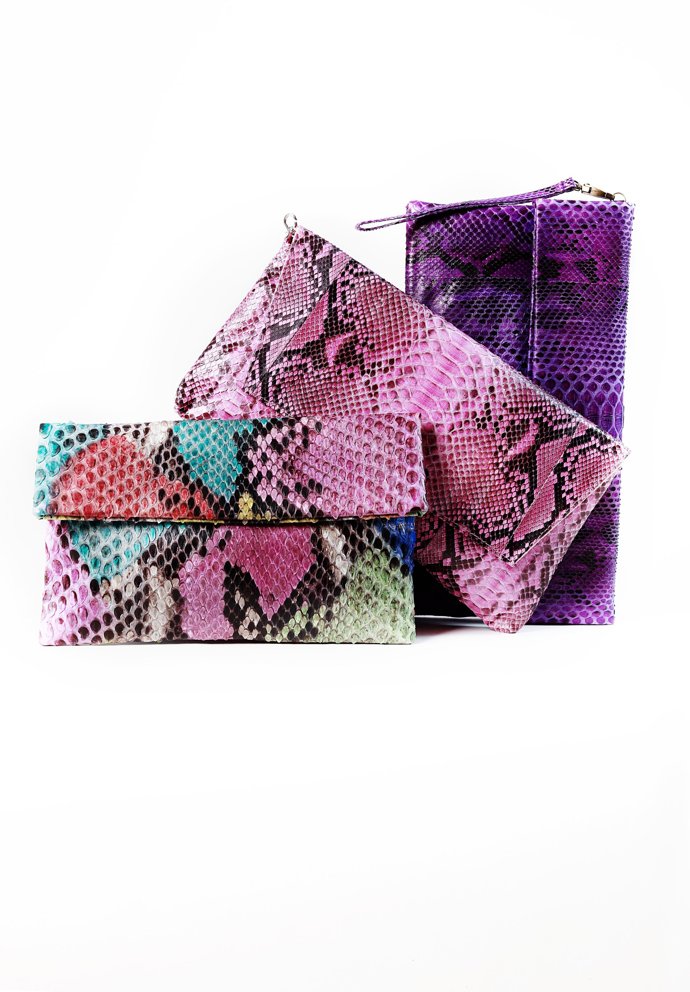 La Reina Letizia con bolso de Lidia Faro