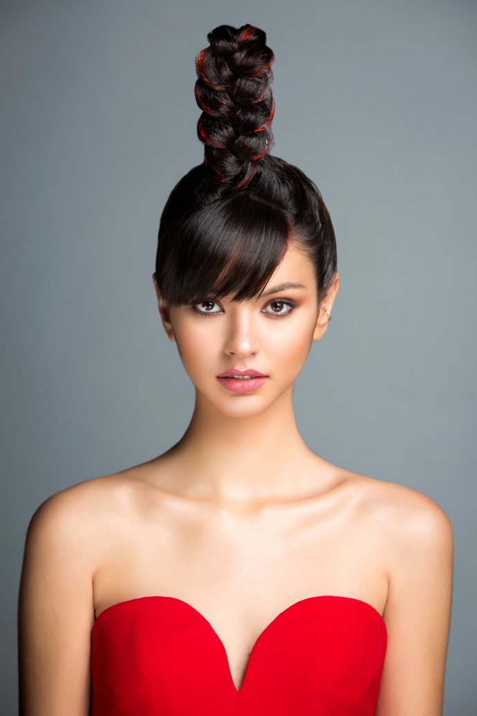 Flequillo a un Lado - Yolanda Aberasturi