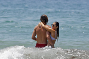 Anna Padilla derrocha amor y pasión en Cádiz