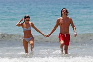 Anna Padilla derrocha amor y pasión en Cádiz