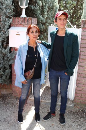 Camilín y su madre acuden a la casa de Camilo Sesto