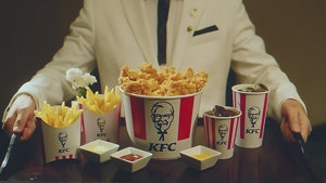 KFC recrea su propia suite dentro del Hotel Palace de Madrid