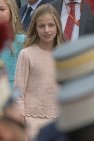 La Reina Letizia y Leonor, mimetizadas en rosa el día de la Hispanidad, 12 de octubre