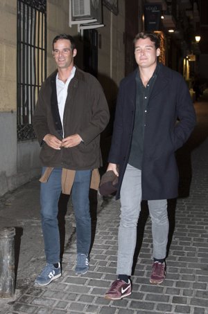 José Bono Jr. muestra, junto a su novio Aitor Gómez, la mejor sonrisa