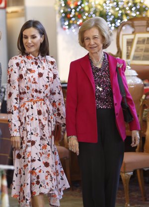 La Reina Letizia y Doña Sofía, compras y complicidad en el Rastrillo Nuevo Futuro