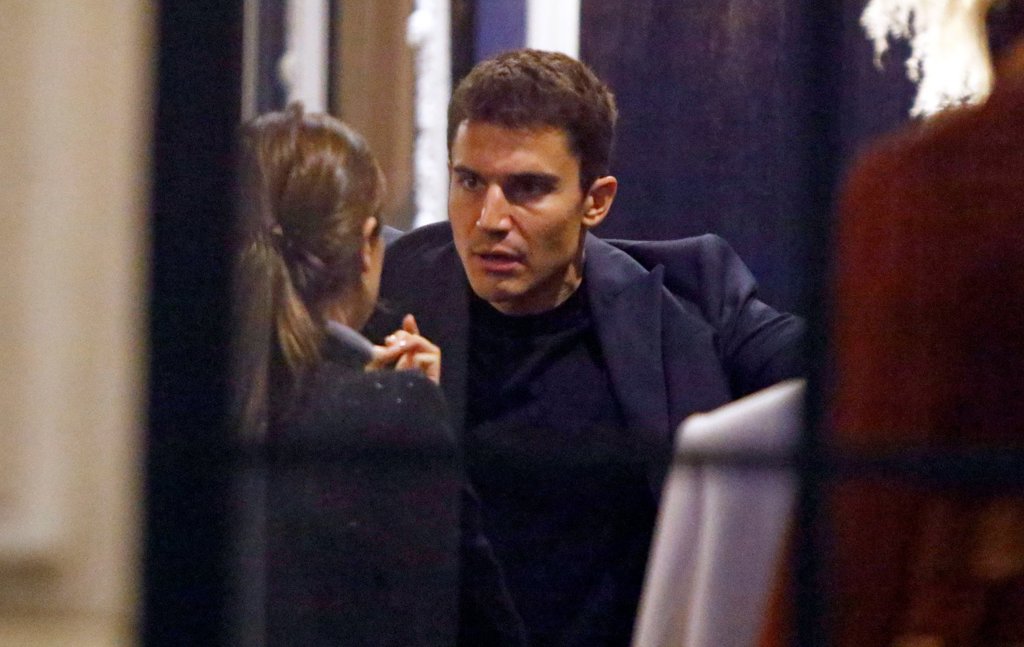 Álex González apoya a su novia Blanca Rodríguez con su firma de moda