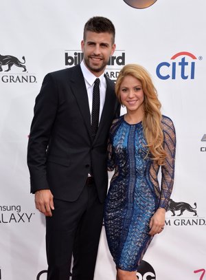 Shakira y Piqué en fotos de archivo