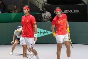 Rafa Nadal y Feliciano López, en la semifinal de la Copa Davis 2019
