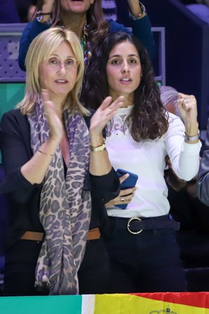 Mery Perelló e Isabel, madre y hermana del mallorquín en la final de la Copa Davis