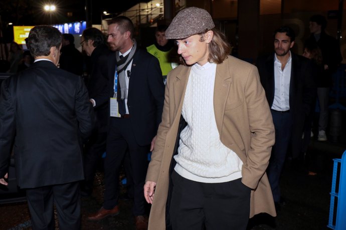 Sarkozy su hijo Pierre, estrellas del partido del Madrid y el PSG
