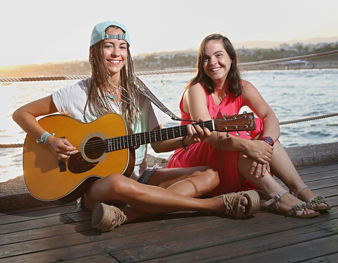 Beth y Sofía Ellar, protagonistas del calendario Talita 2020