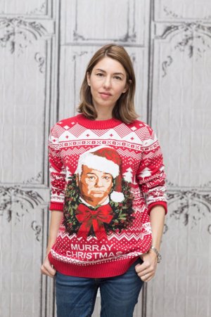 Sofia Coppola:   Lidl se suma a la moda de los jerséis navideños que arrasan ugly sweater o friki sweater