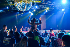 ENFAMILIA, la fiesta solidaria de Dj Neil que ha sido todo un éxito