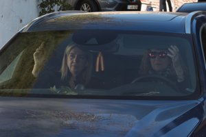 La Infanta Cristina y su hermana Elena en la misa responso de Doña Pilar