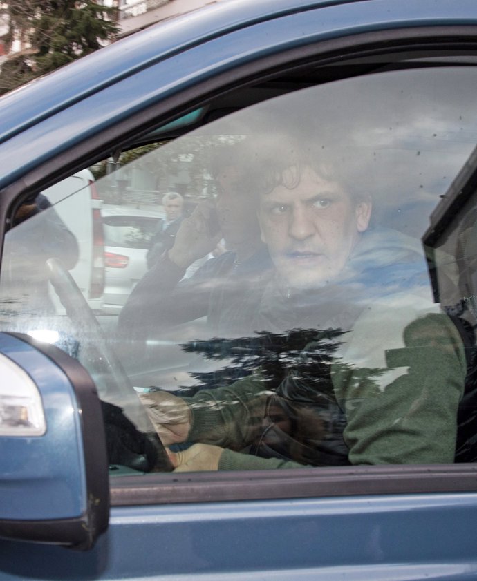 La tensión vivida en el seno familiar de Eva y Cayetano se evidencia