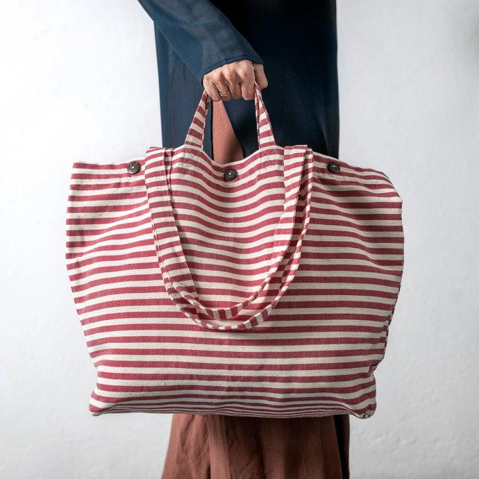 Bolso Jerwin rayas rojas_Kanya© LYbarra