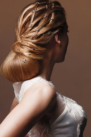 peinado boda: recogido con estrellas  por mario garcia