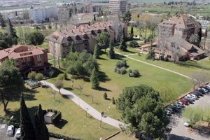 CÓRDOBA: vista_general_colegio_mayor_senora_asuncion