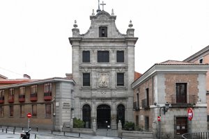Semana Santa 2020 Madrid, Catedral Castrense de las Fuerzas Armadas,  vacía por el confinamiento por el COVID-19: El Baratillo
