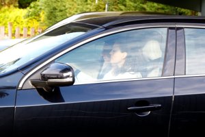 Alessandro Lequio regresa a su casa en Madrid junto a María Palacios tras la pérdida de su hijo Álex