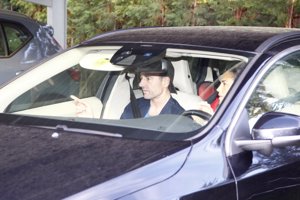 Alessandro Lequio regresa a su casa en Madrid junto a María Palacios tras la pérdida de su hijo Álex