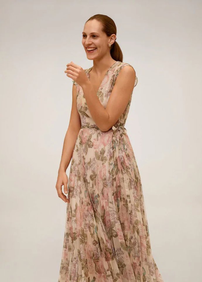 Vestido midi floral  Mango 39,99 €