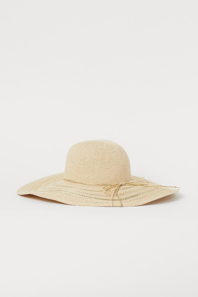  Sombrero con brillo de H&M, 7,99 €.