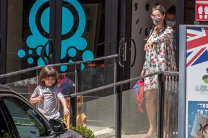 La mujer de Sergio Ramos recogió a sus hijos en un campamento de verano
