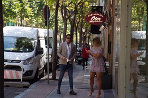 Hugo Sierra e Ivana Icardi pasean su amor por las calles de Madrid