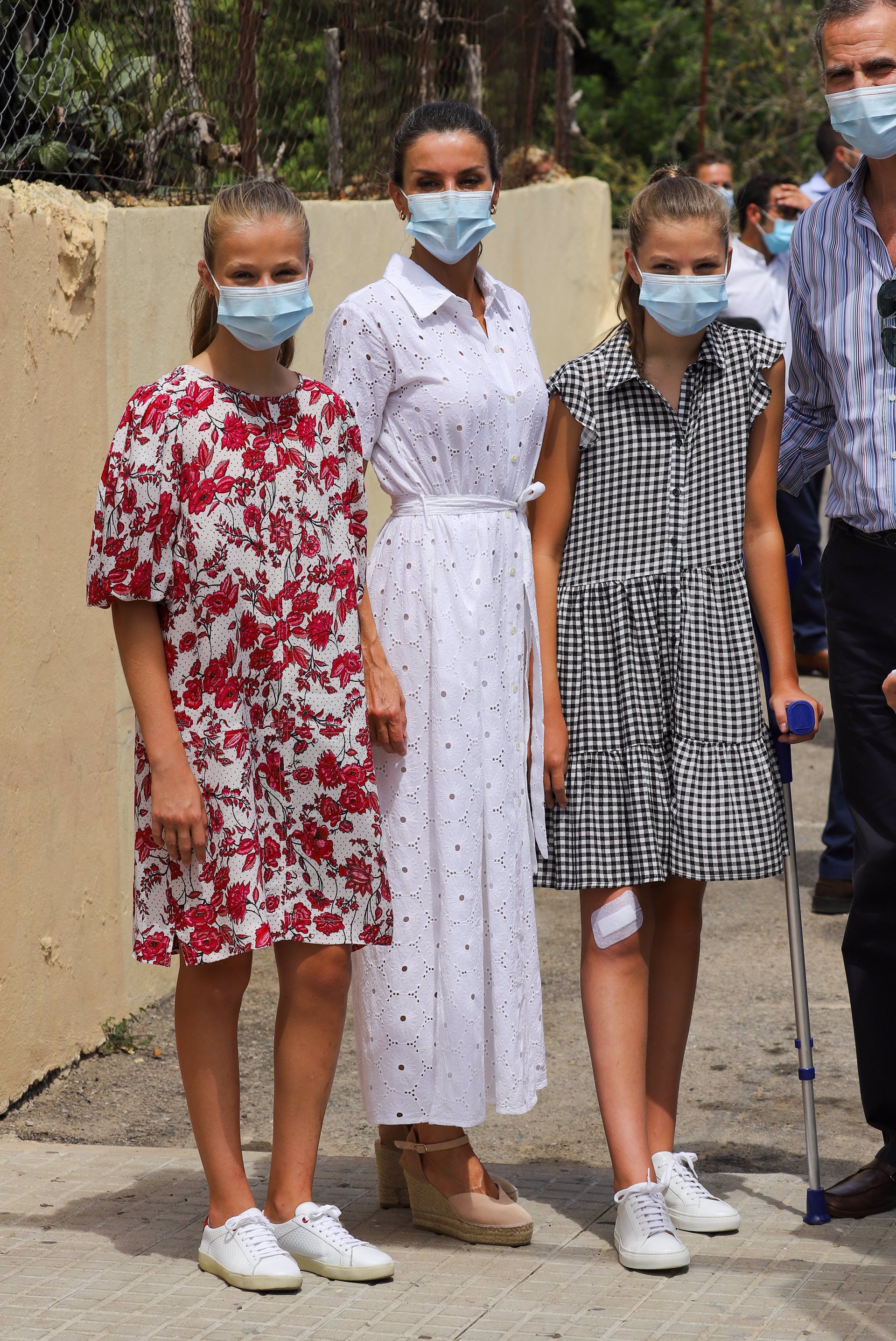 Doña Letizia, en Son Roca con sus hijas