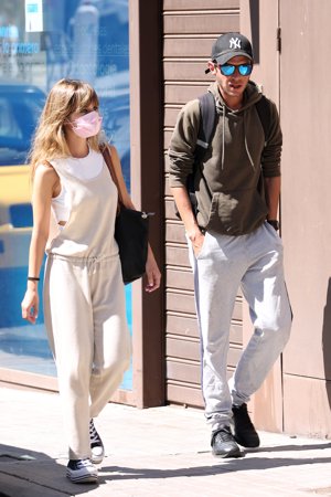 El hijo de Camilo Sesto se deja ver de nuevo muy bien acompañado