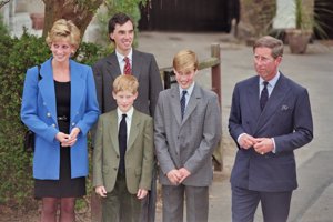 Una de las últimas veces que vimos a Diana y  Carlos de Inglaterra juntos en público con sus dos hijos