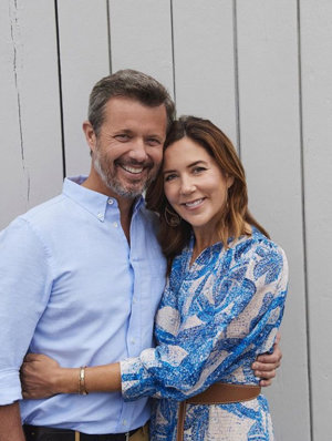 Los Principes herederos posan de lo más sonrientes