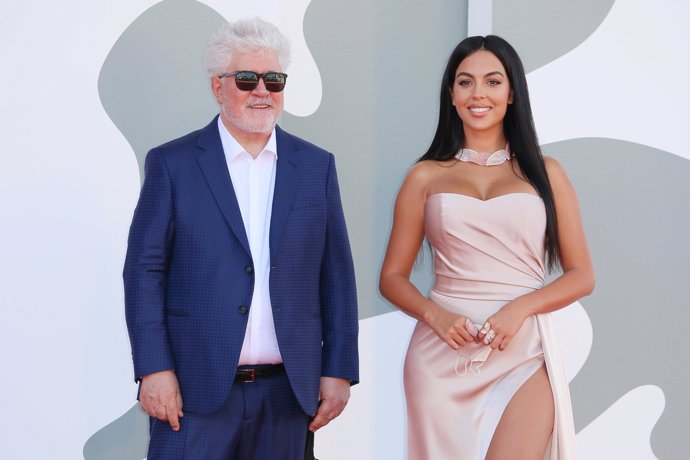 Georgina con Pedro Almodóvar