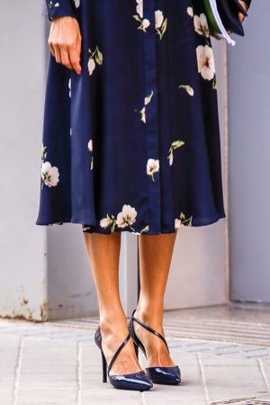Doña Letizia ha vuelto a subirse a unos tacones, una de sus señas de identidad